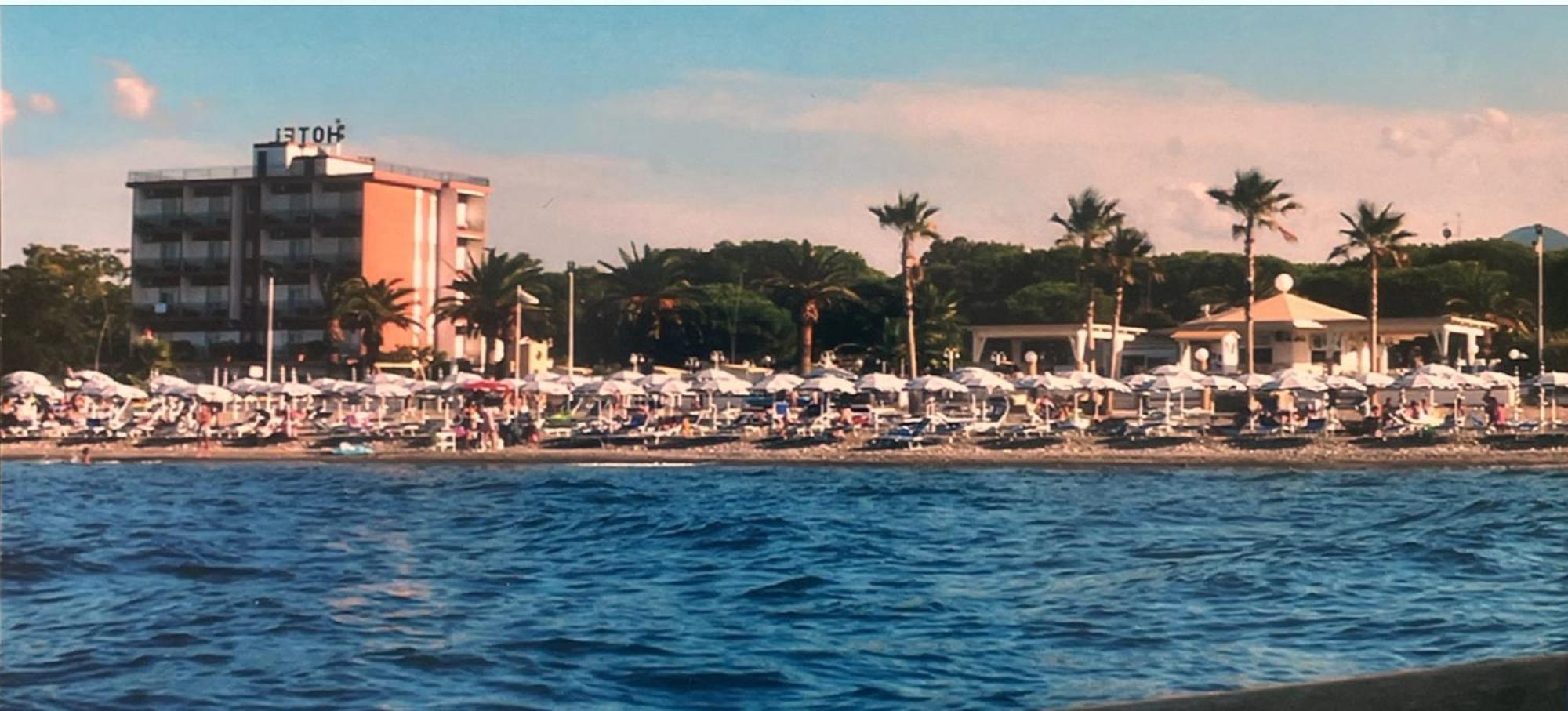 Hotel Murano Россано Экстерьер фото
